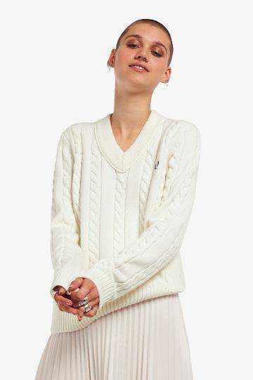Fred Perry V-Neck Cable Knit Jumper Naisten Neuleet Valkoinen | FI 1111VRWD